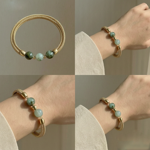Elegant Green Bead Gold Bracelet